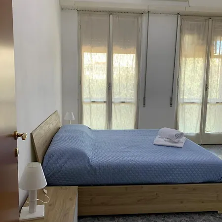 Apartment Domus Don Bosco Square Rome
