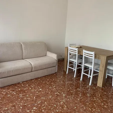 Apartment Domus Don Bosco Square Rome